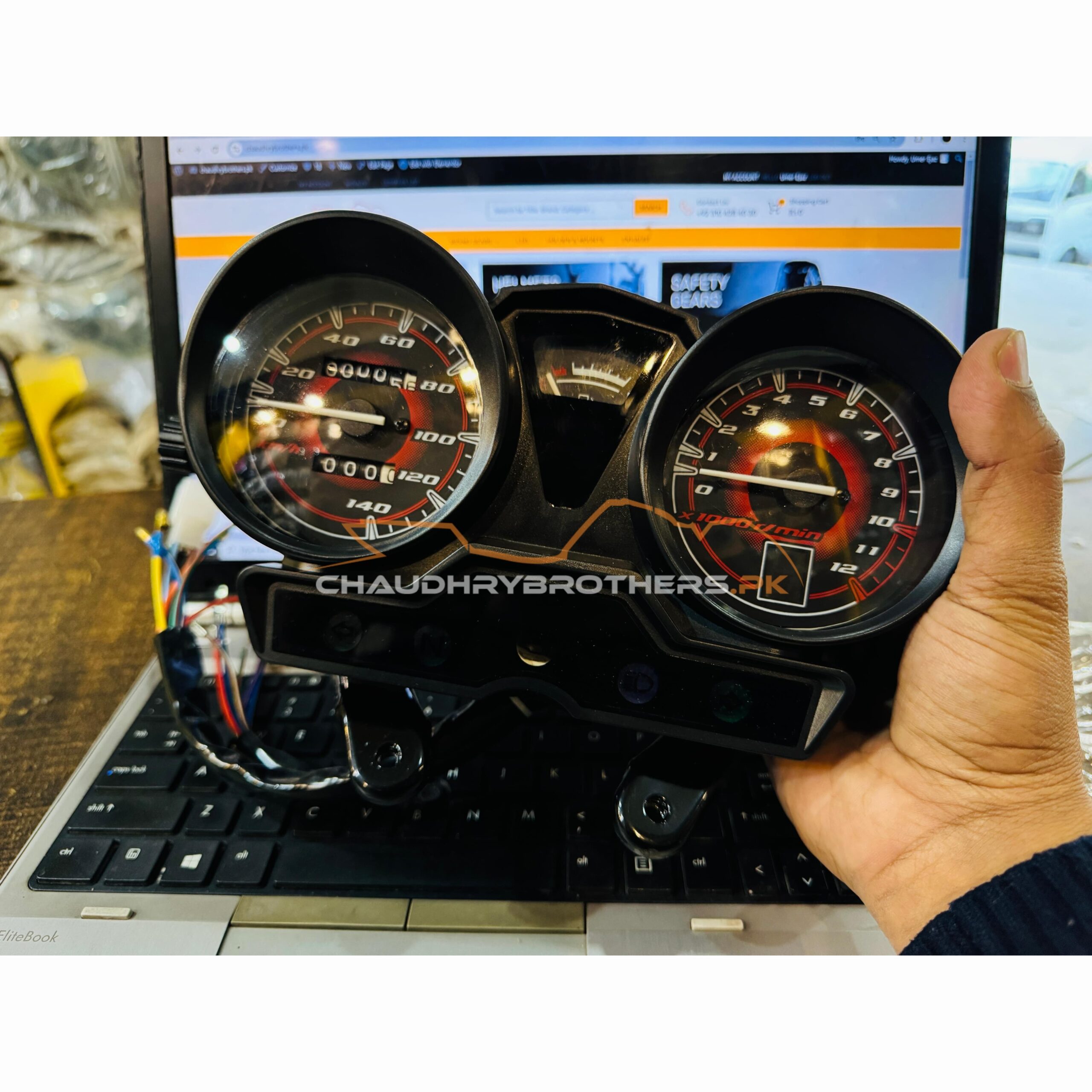 aa65e835-252b-433f-9b47-95efedce068a