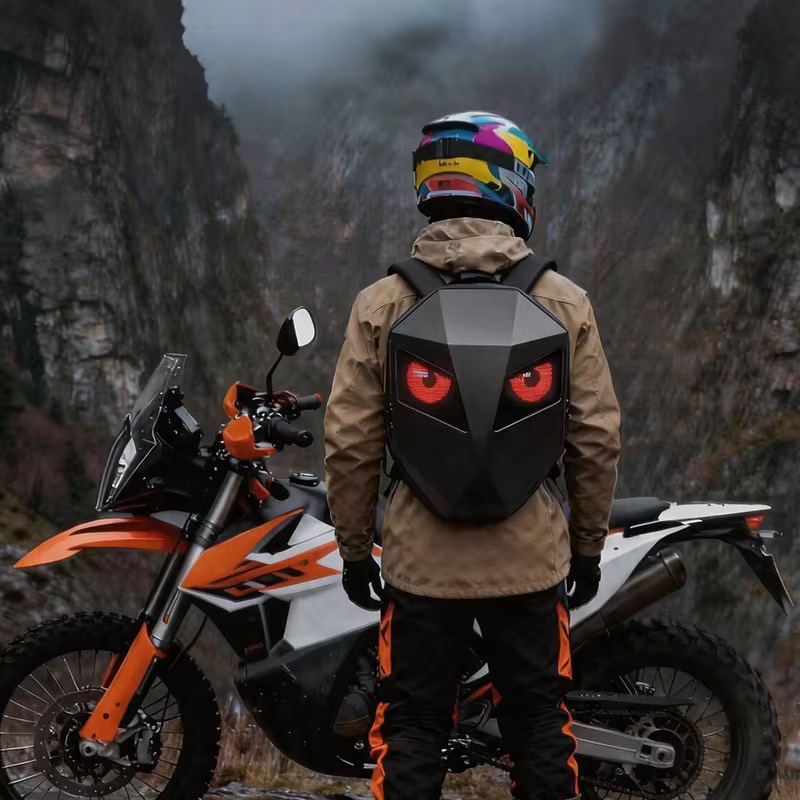 LED EYE ANIMATION RIDING BAG (BACKPACK) - Image 3
